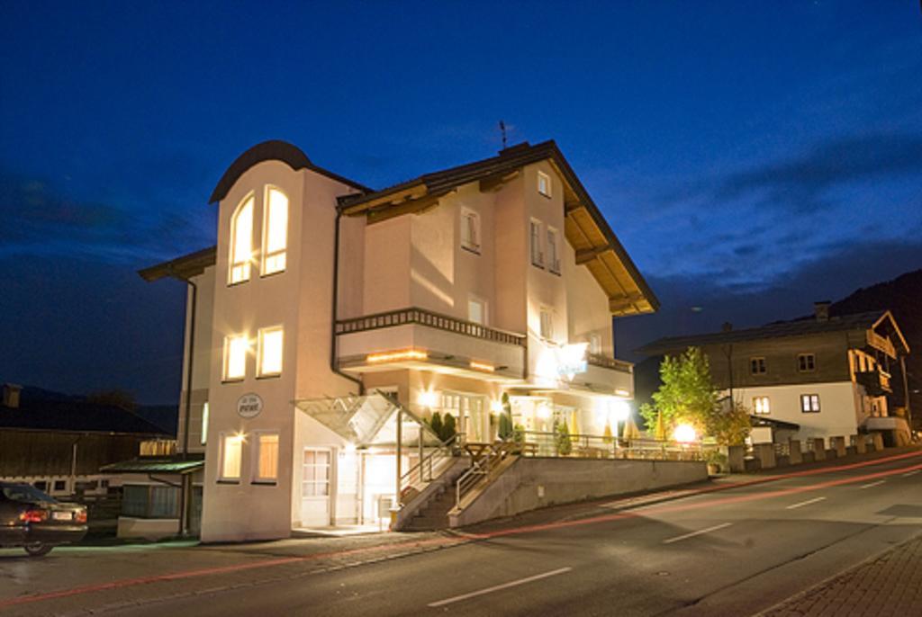 Apartmenthaus Brixen & Haus Central ブリクセン イン ターレ エクステリア 写真